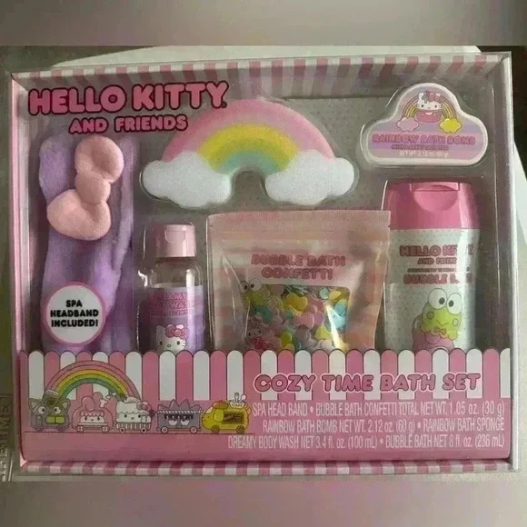 🚫SOLD🚫 Hello Kitty Bundle - Beach Towel & 6-pc Cozy Bath Time Set - Picture 4 of 8